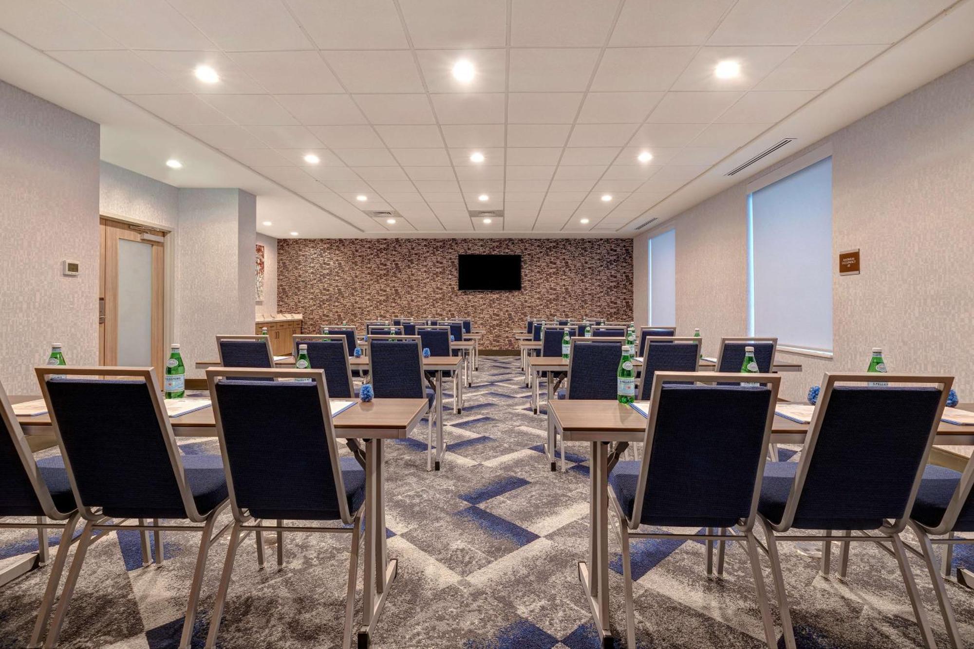 Home2 Suites By Hilton Blythewood, Sc Exterior photo