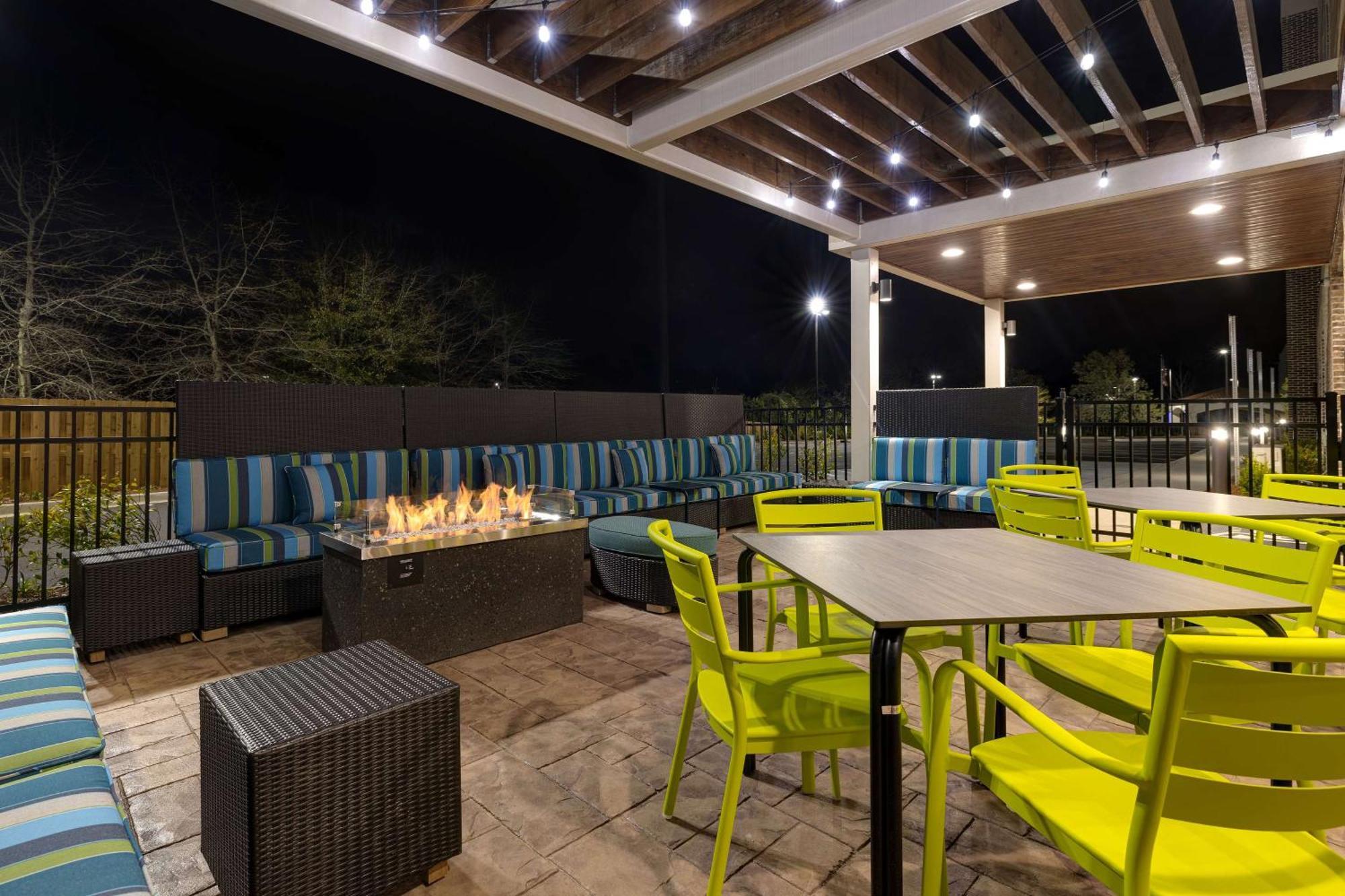 Home2 Suites By Hilton Blythewood, Sc Exterior photo